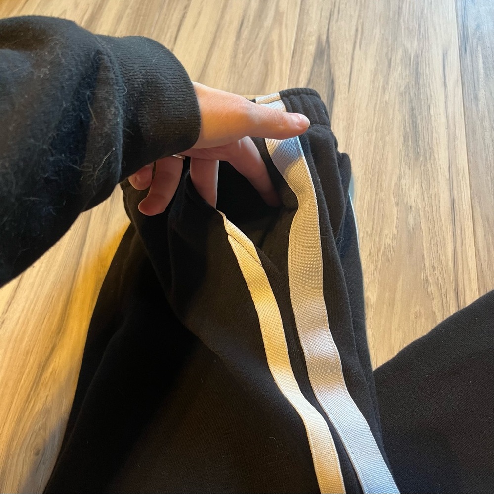 PINK Victoria’s Secret Black Fleece Sweatpants - Picture 9 of 10